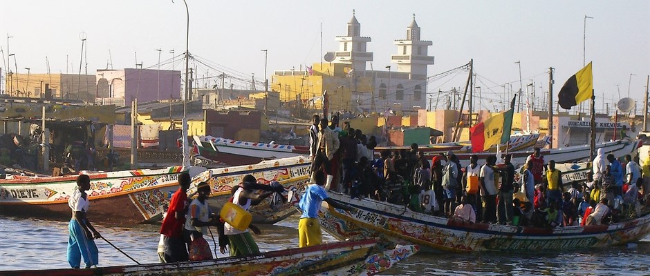 Avec le  taxi au Sénégal et à Dakar de Sérigne, visitez Saint-Louis, à 250 km de Dakar.