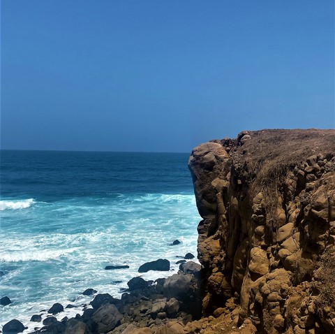 falaise océan dakar